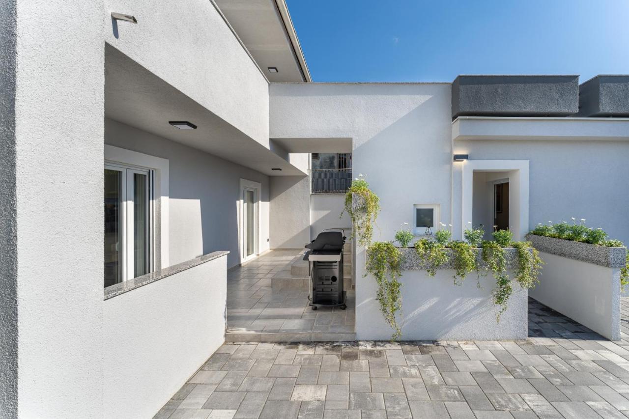 Villa Sogi Biograd Na Moru Zewnętrze zdjęcie